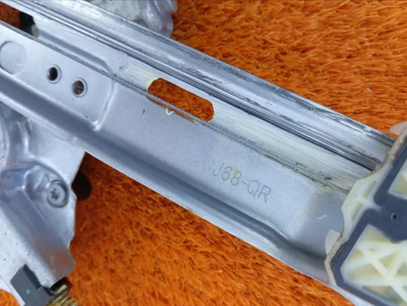 Стеклоподъемник