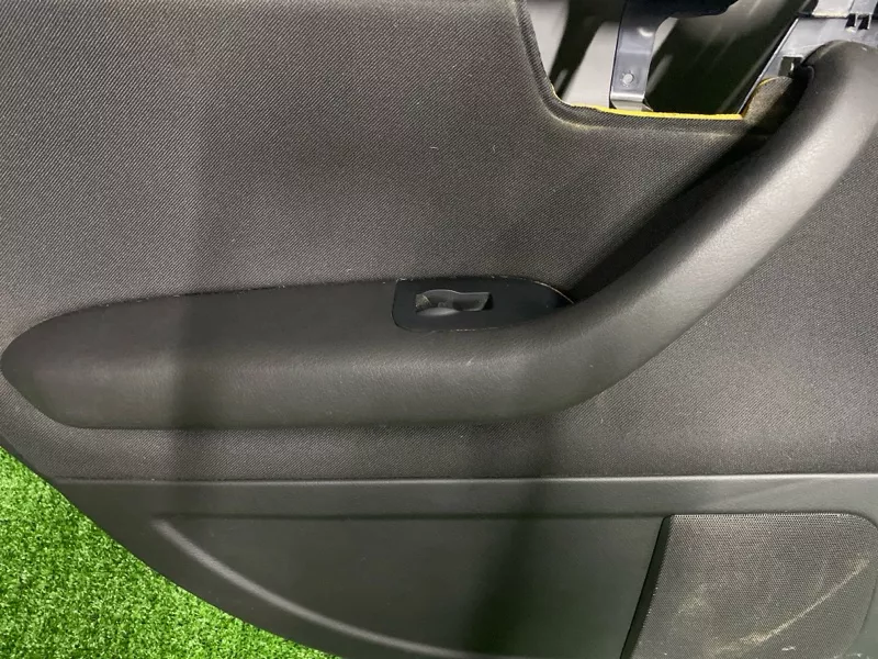 Обшивка двери Audi A4 2006 8E0867305 B7, задняя левая