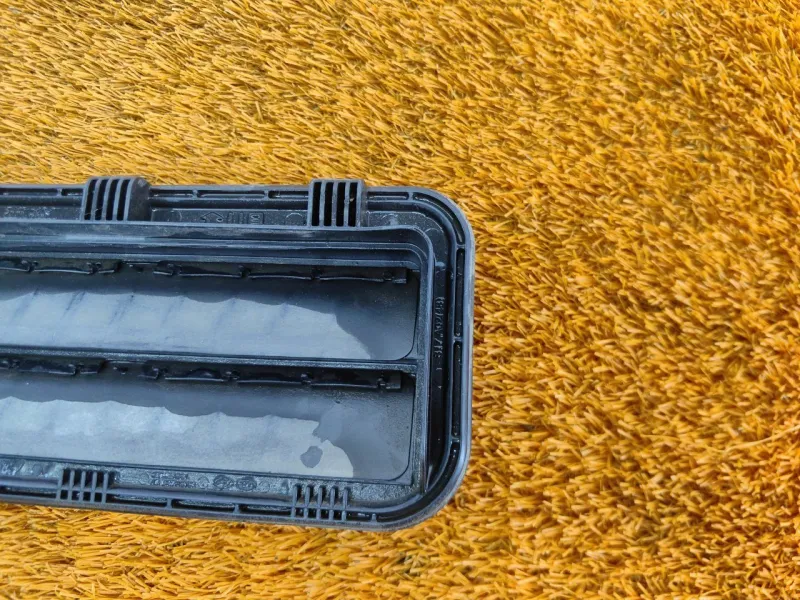 Решетка вентиляционная