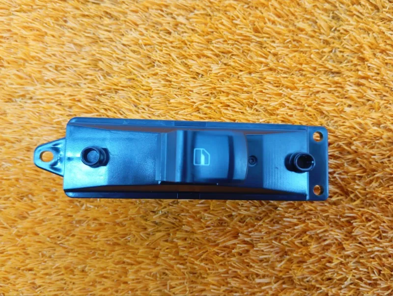 Кнопка стеклоподъемника