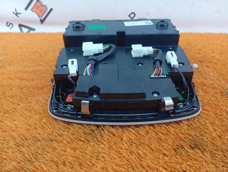 Плафон салона