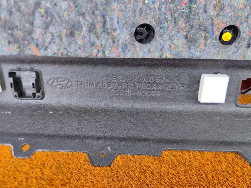 Полка багажника