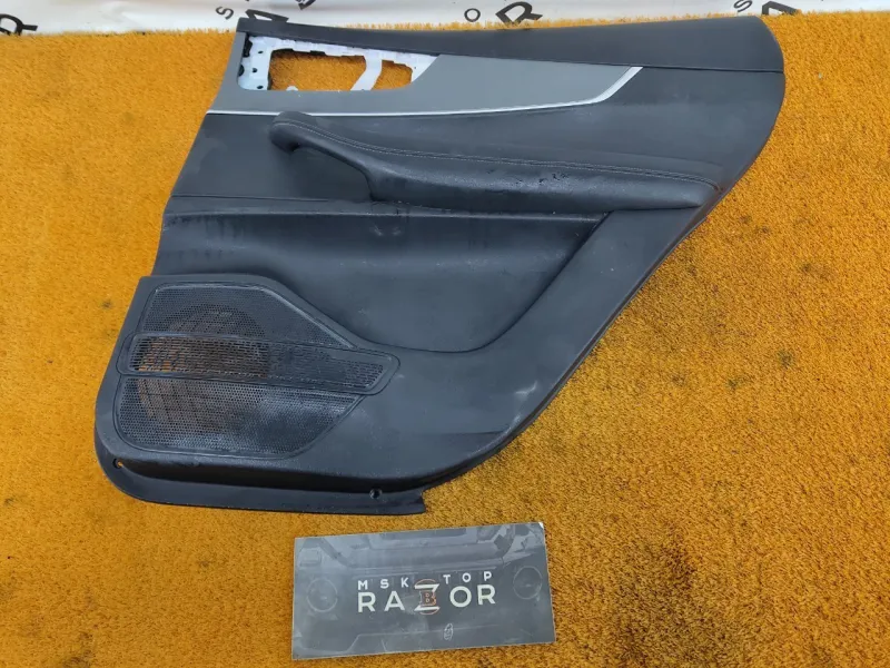 Обшивка двери