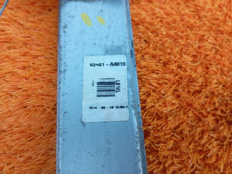 Стеклоподъемник