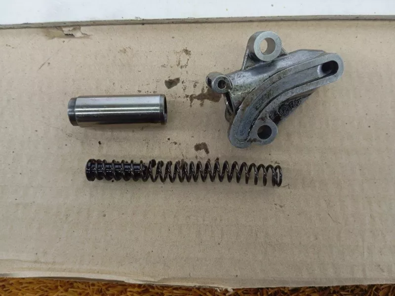 Натяжитель цепи ГРМ