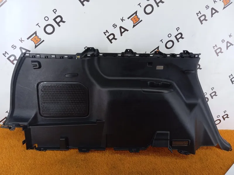 Обшивка багажника