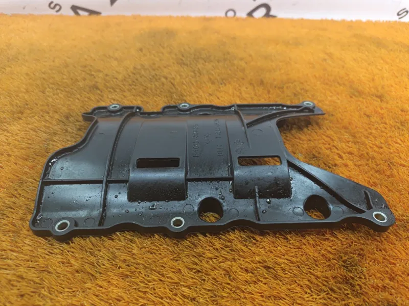 Маслоотражатель