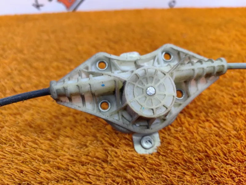 Стеклоподъемник