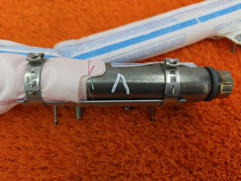 Подушка безопасности боковая