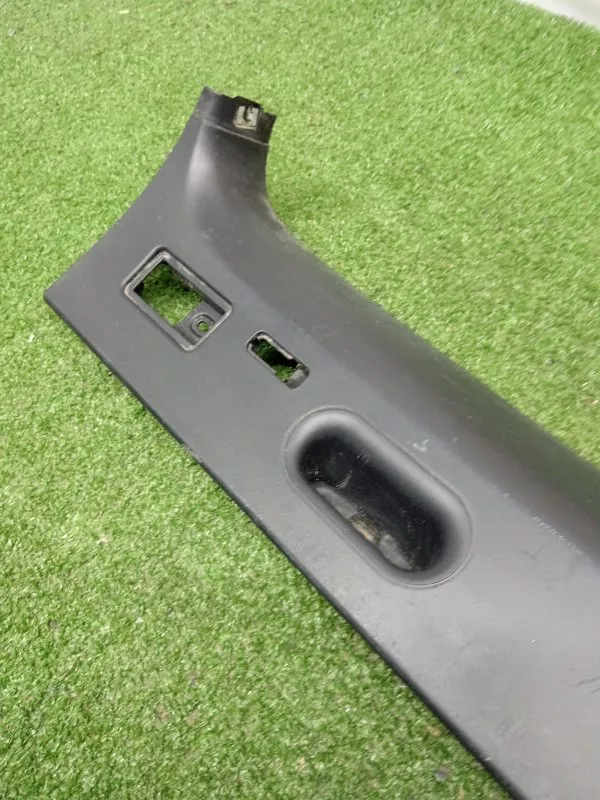 Обшивка двери багажника BMW X5 2004 5149840229