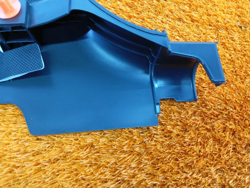 Обшивка центральной стойки Chery Tiggo 8 Pro 2023 403004533AAABK SQRF4J16C, правая