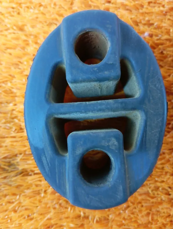 Крепление глушителя