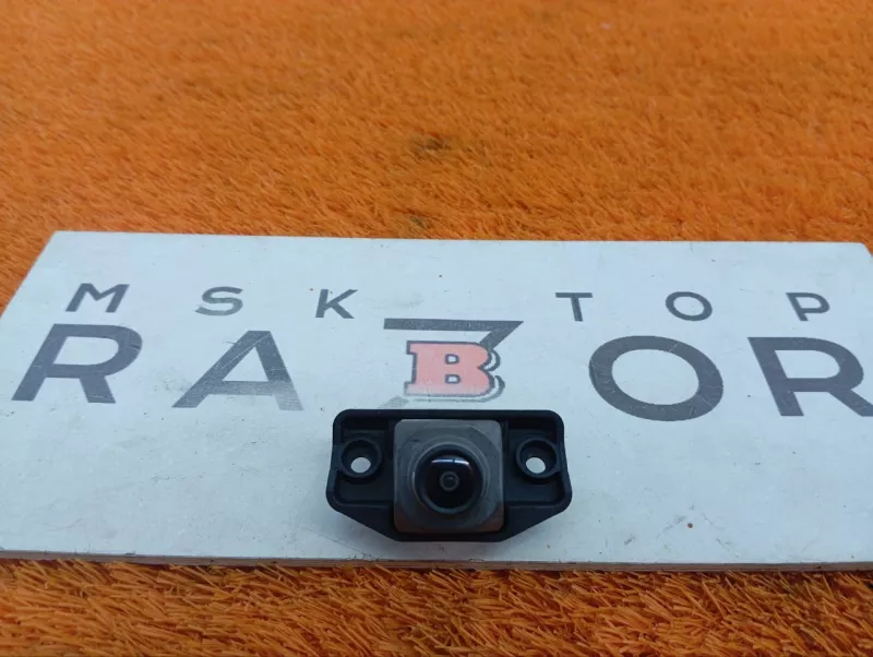 Камера передняя