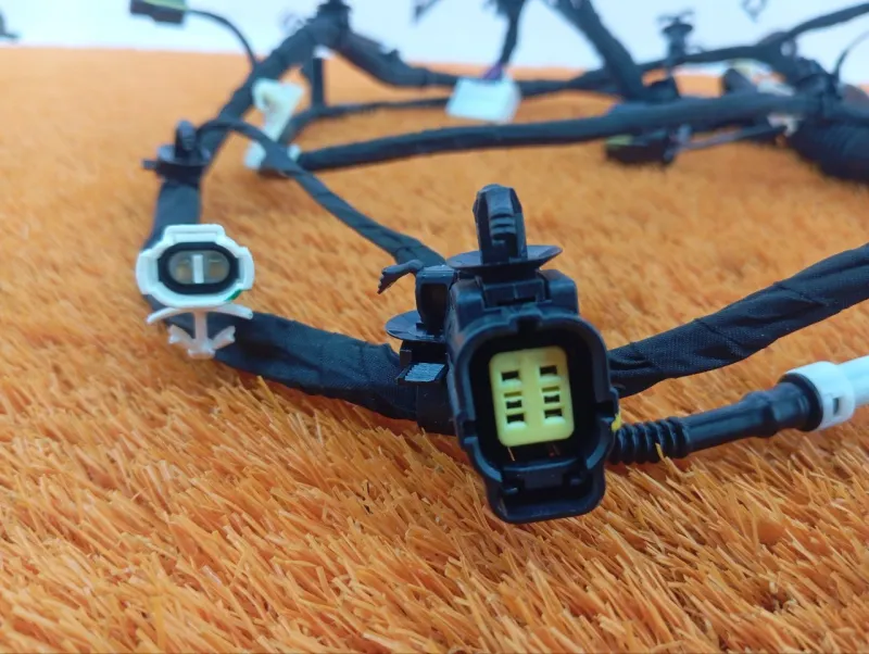 Электропроводка крышки багажника