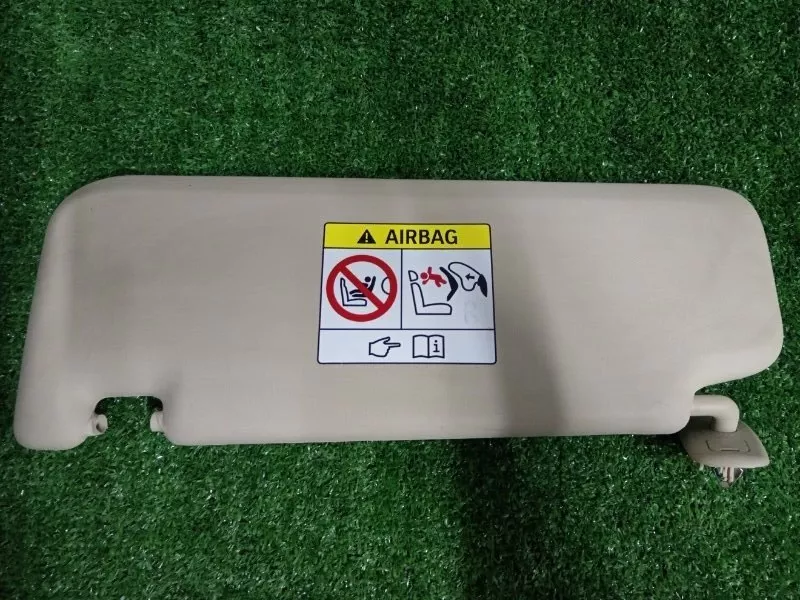 Козырек солнцезащитный