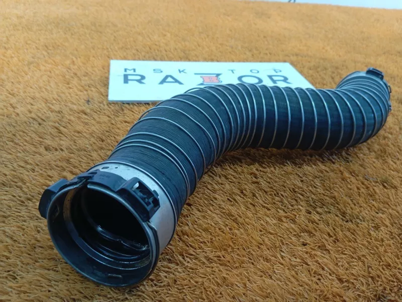 Патрубок интеркулера