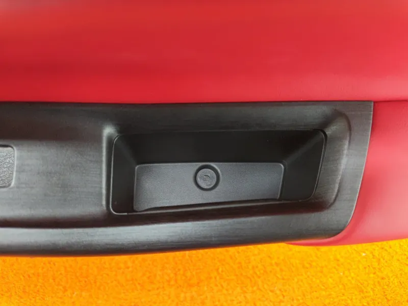 Обшивка двери