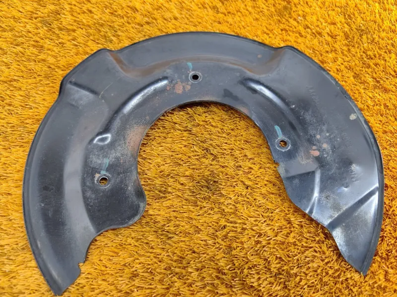 Пыльник тормозного диска
