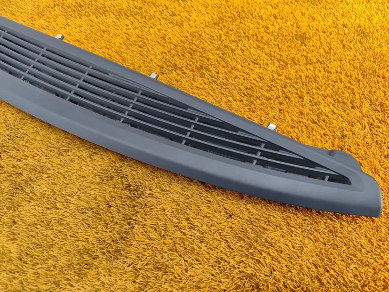 Решетка вентиляционная BMW 5-Series 2019 51467384524 G30 B47D20A, задняя