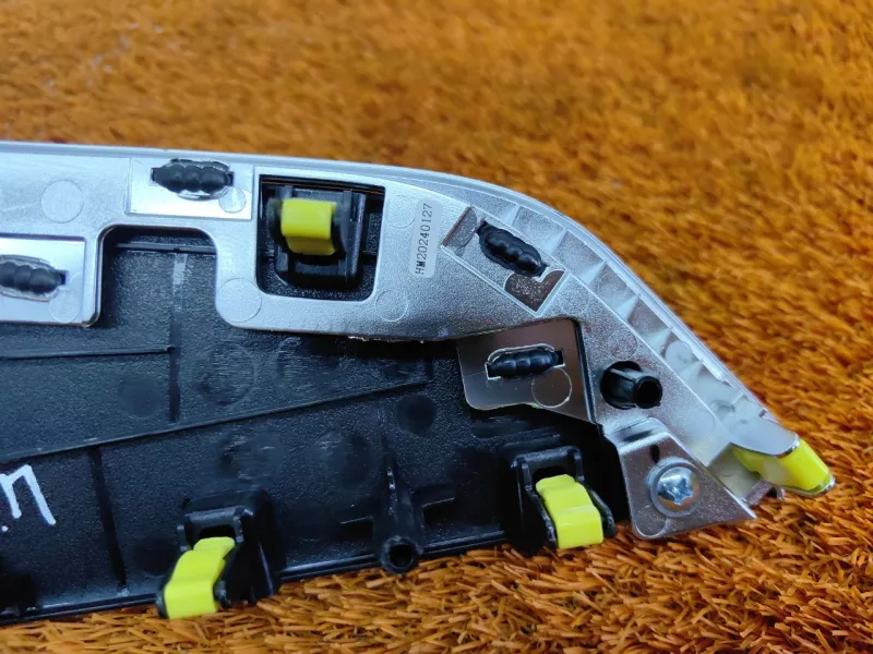 Накладка двери