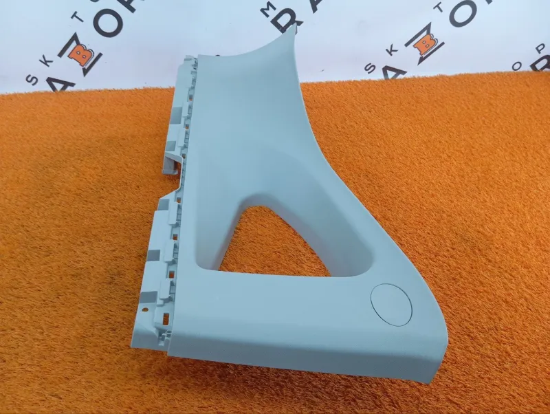 Накладка на стойку кузова