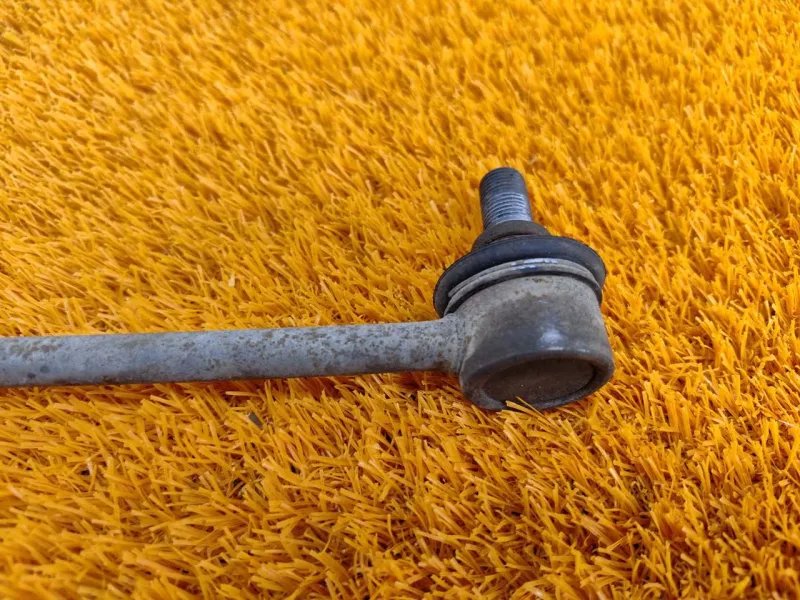 Стойка стабилизатора