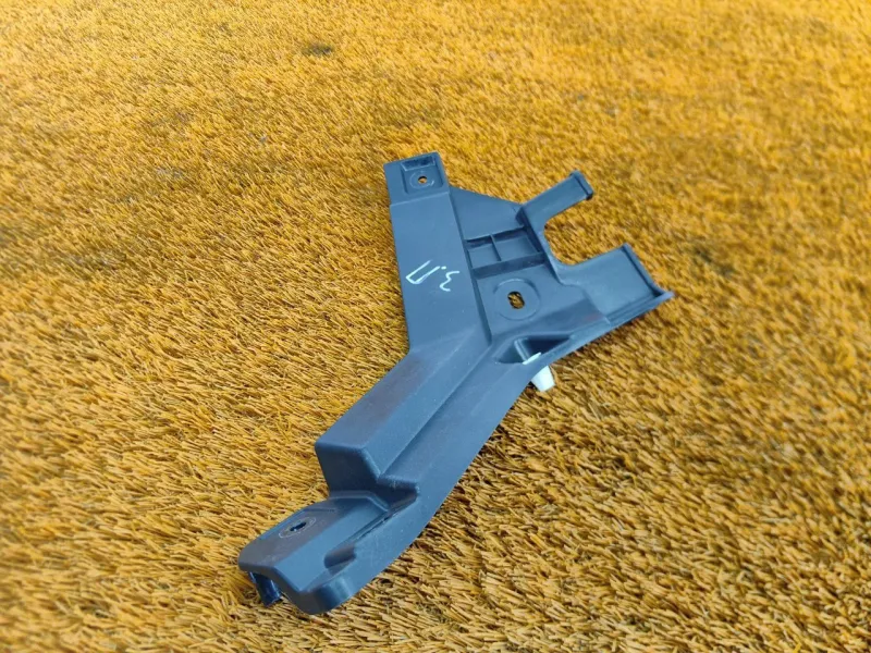 Кронштейн бампера