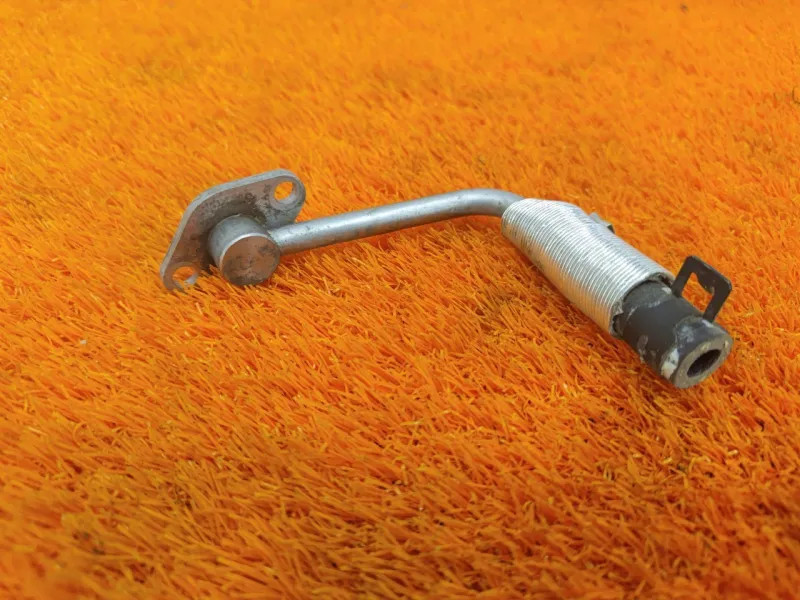 Трубка системы охлаждения