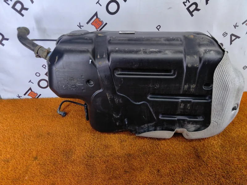 Бак топливный