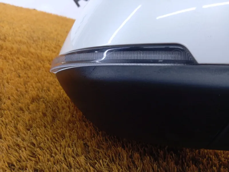 Зеркало боковое