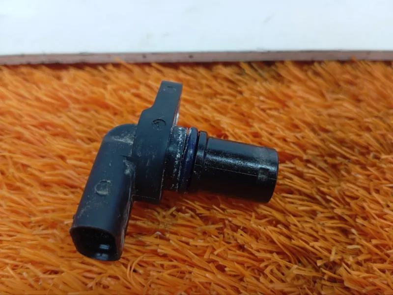 Датчик положения распредвала