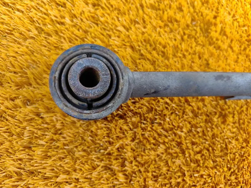 Рычаг подвески