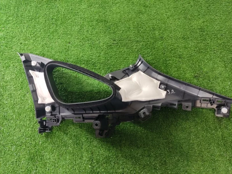 Накладка на стойку кузова