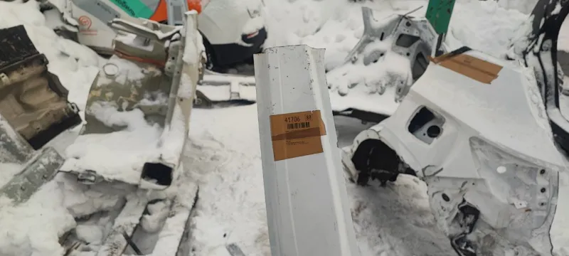 Порог с центральной стойкой