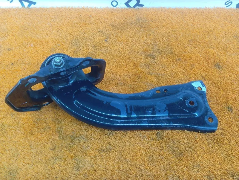 Рычаг подвески