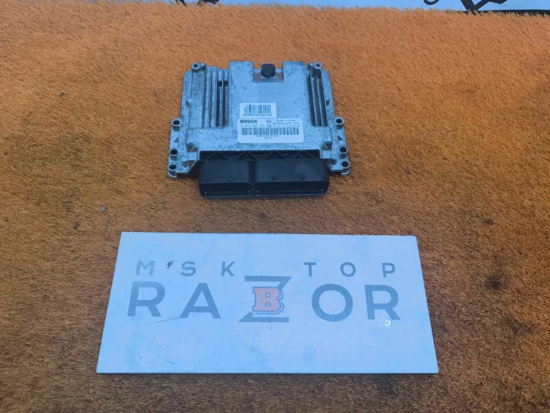 Блок управления двигателем