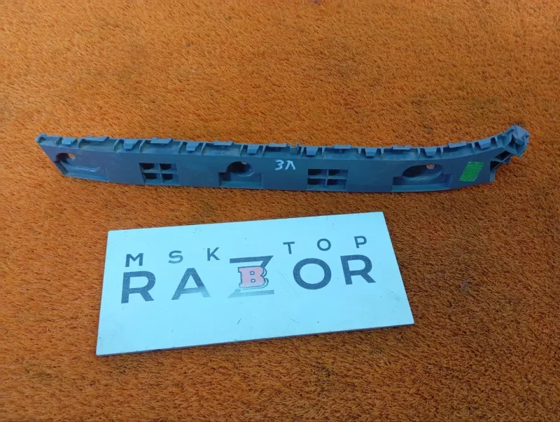 Крепление бампера