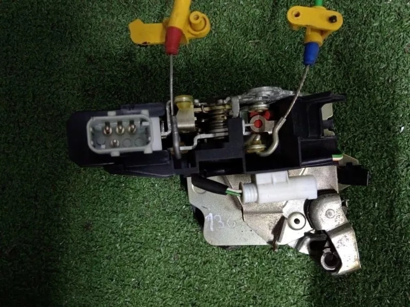 Замок двери