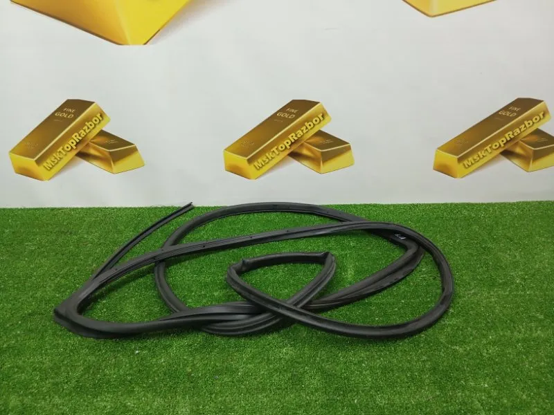 Уплотнитель двери