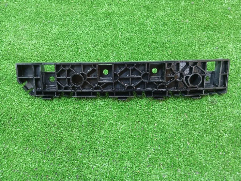 Крепление бампера