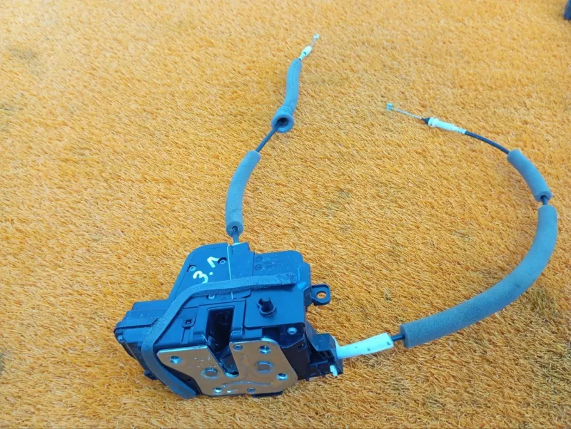 Замок двери