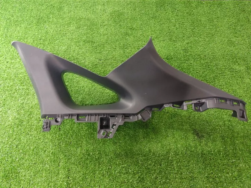 Накладка на стойку кузова