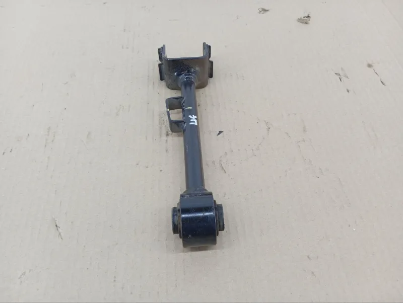 Рычаг подвески