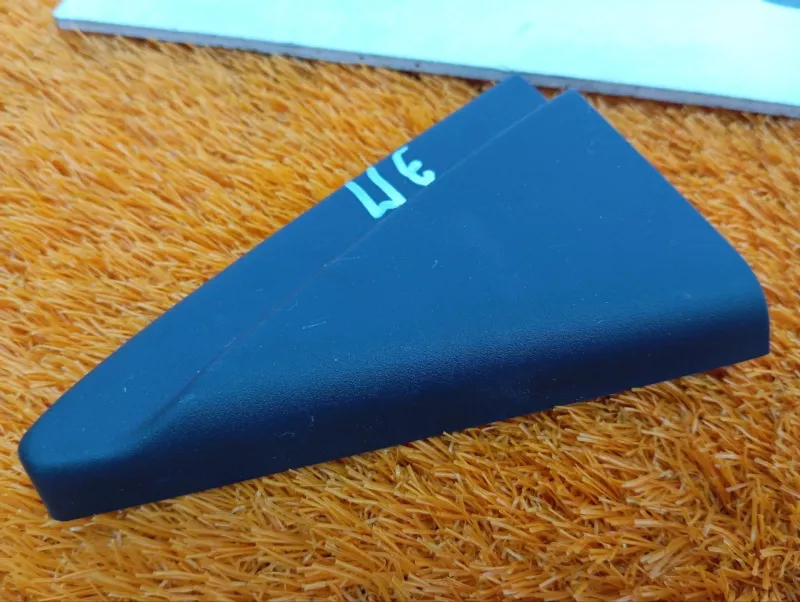 Уголок двери