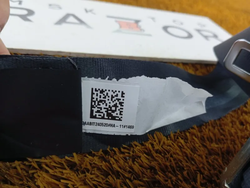 Ремень безопасности