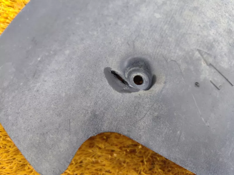 Защита днища кузова