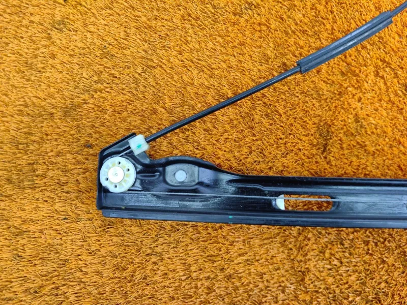 Стеклоподъемник