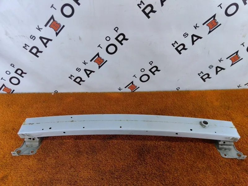 Усилитель бампера