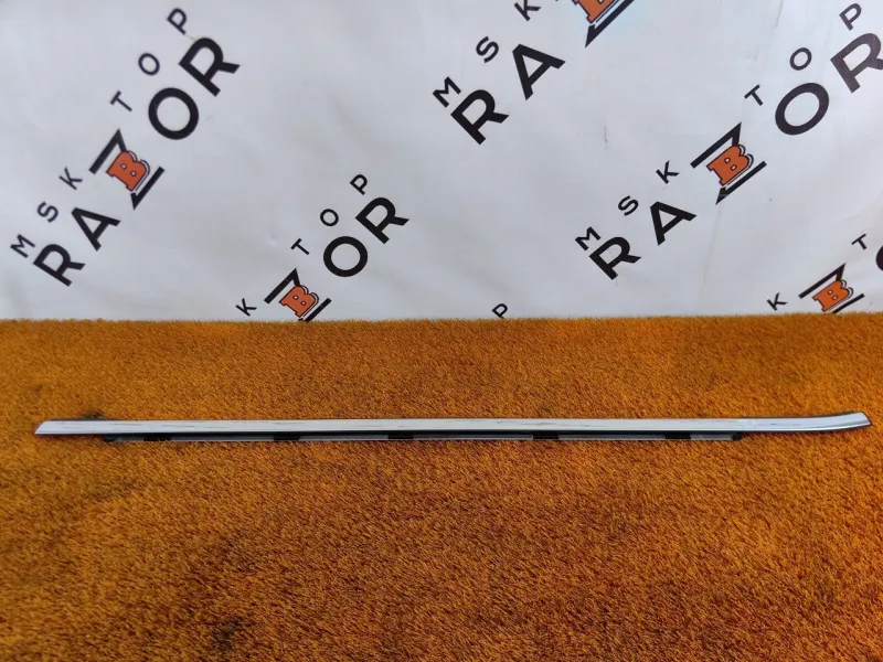 Молдинг двери