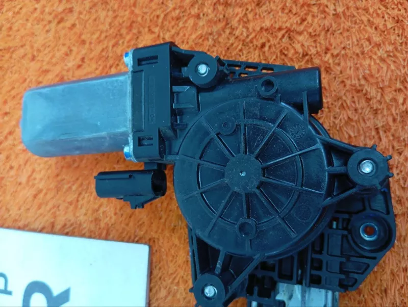 Стеклоподъемник